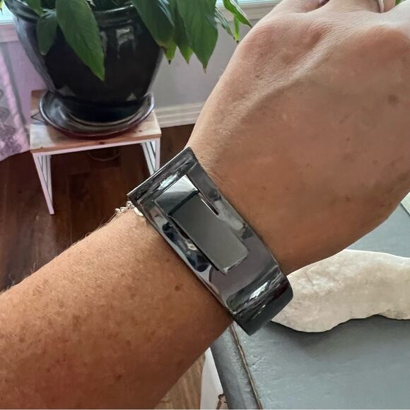 Gunmetal Hinged Bangle Bracelet - Picture 6 of 10